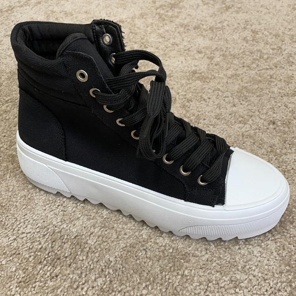 SHEIN Shoes - Black High Top Platform Sneakers